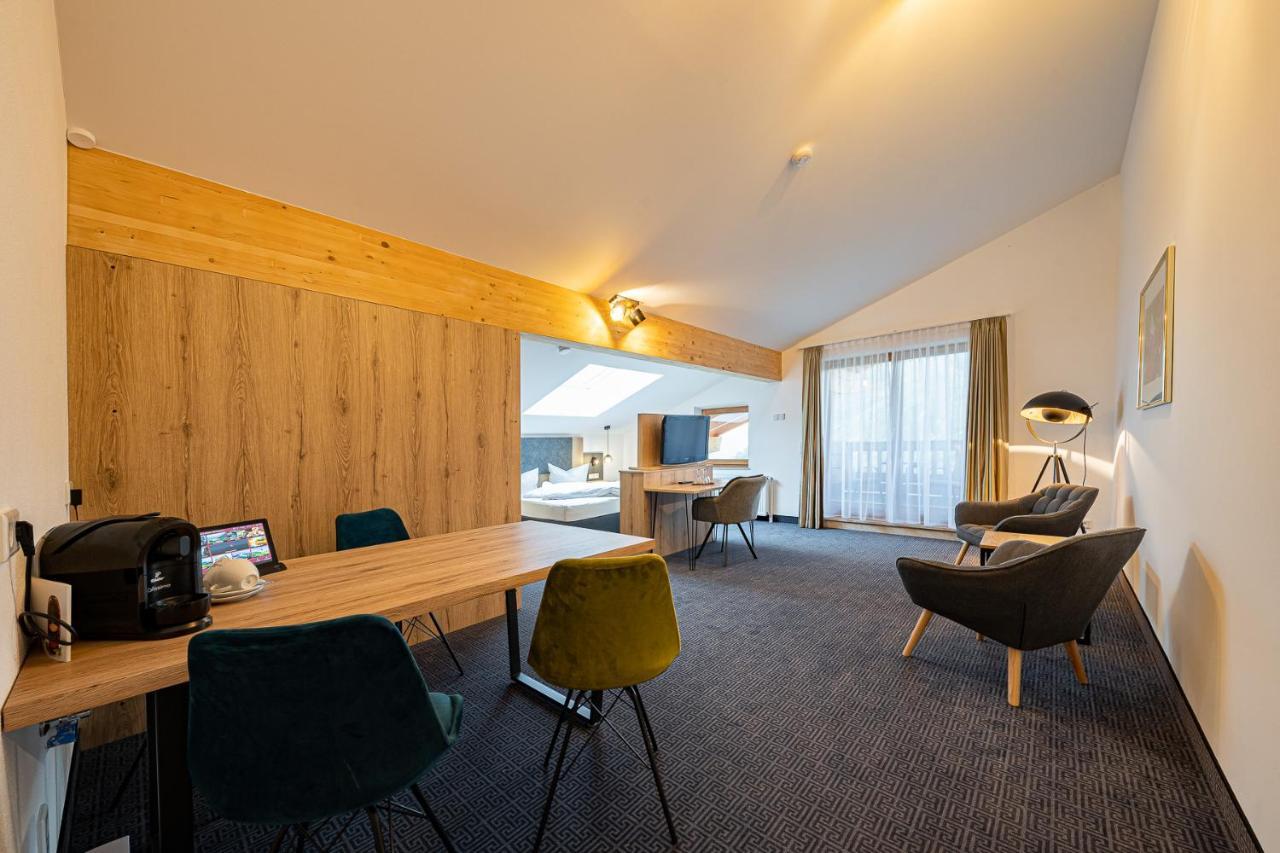 Berghotel & Chalets Adersberg Chiemgau Card Kostenfrei Grassau  Bagian luar foto